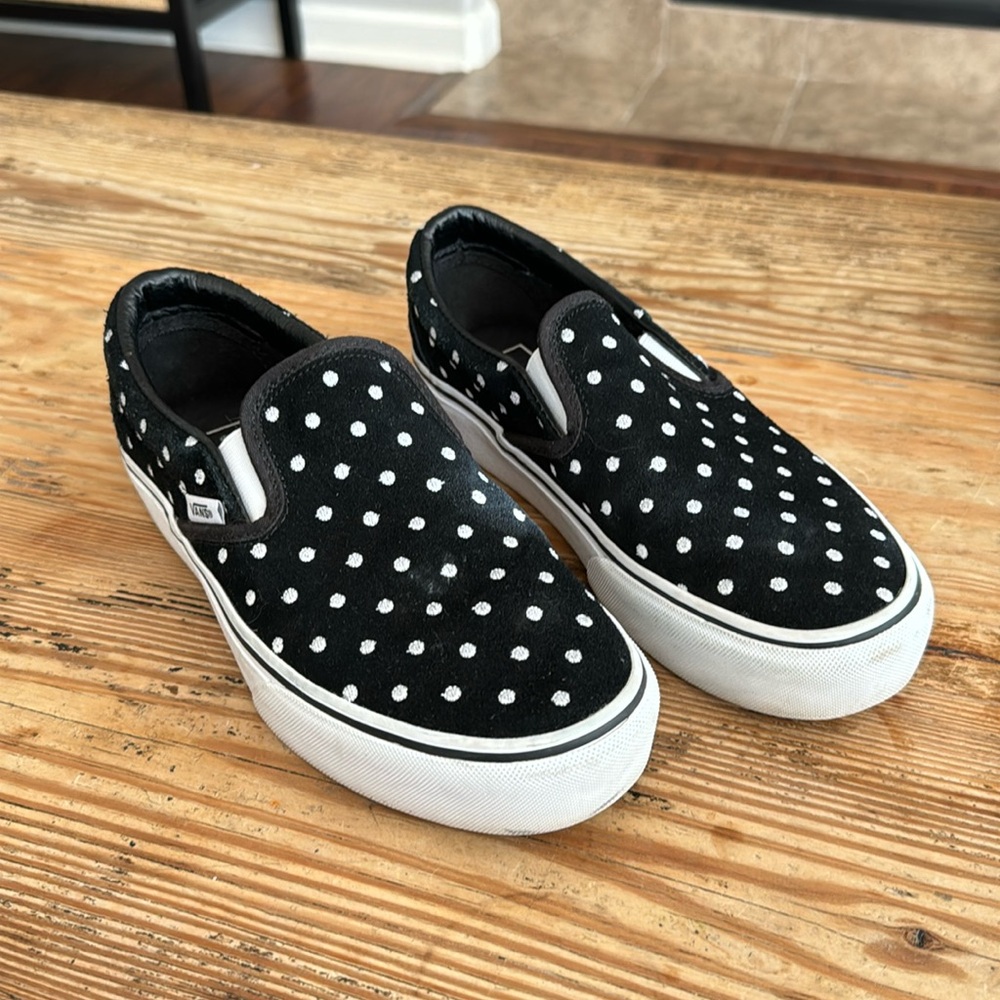 Polka dot vans!